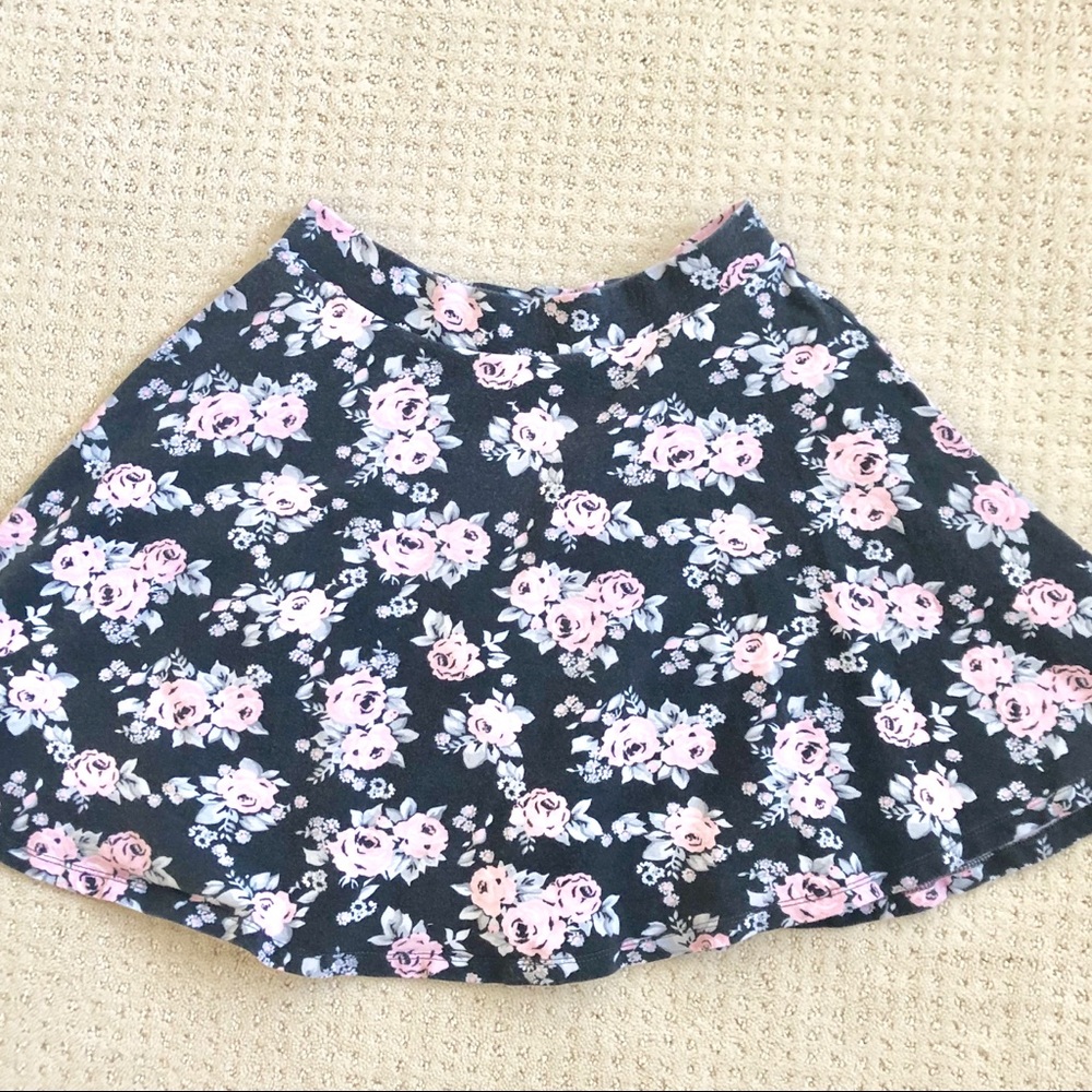 H&M Skater skirt